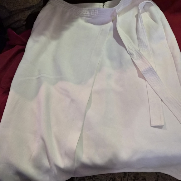 DKNY 
Faux-Wrap Skirt - Picture 14 of 16